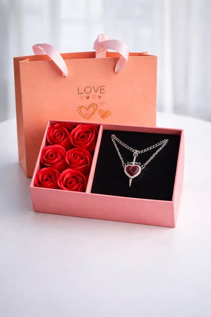 Naszyjnik „Serce i Miecz” – wyjątkowy prezent dla niej i dla niego